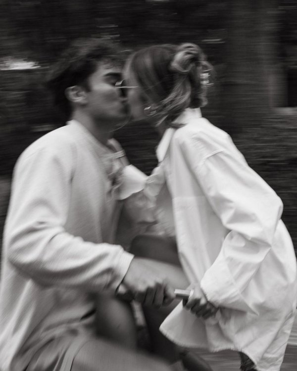 Мужиков с девушками