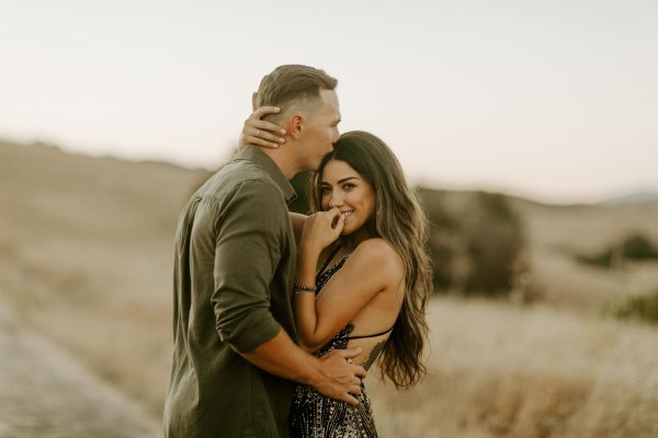 Мужиков с девушками