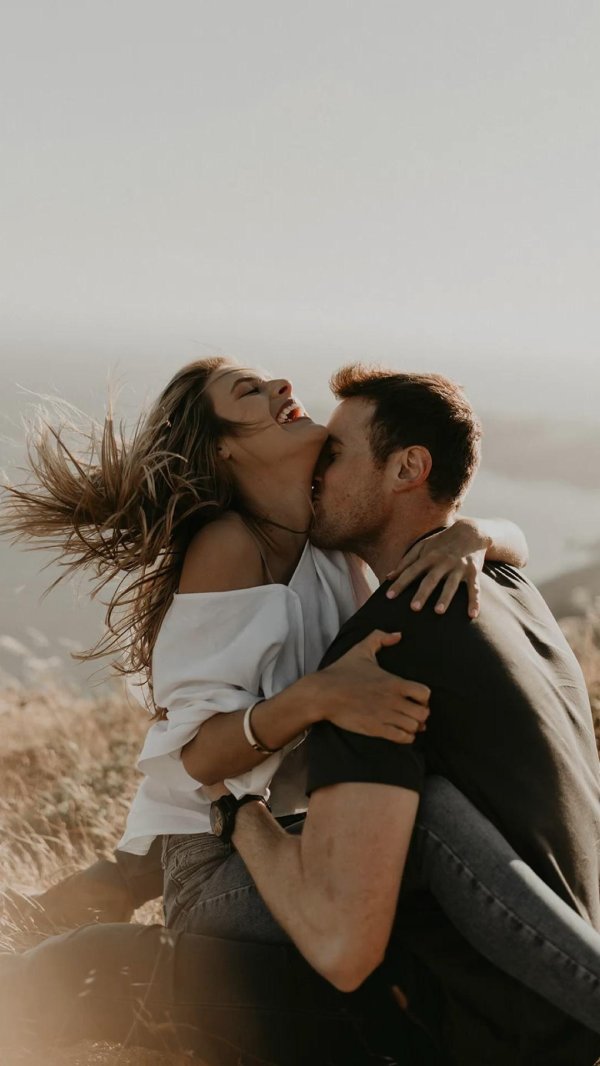 Мужиков с девушками