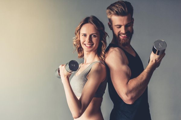 Спортсменов с девушками