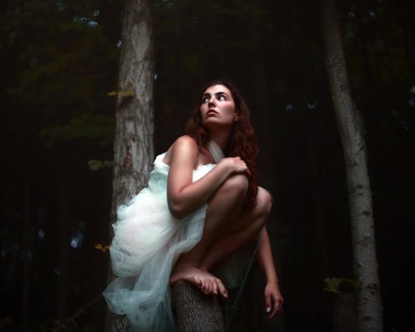 Леса с девушками