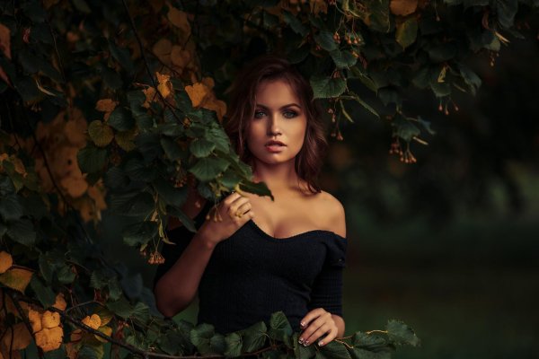 Леса с девушками