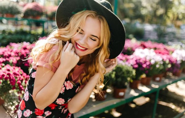 Позитивные с девушками