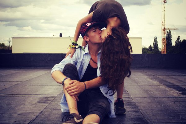 Девушка и мальчик