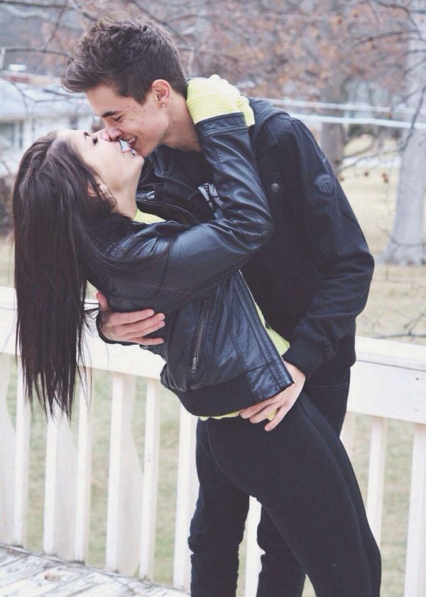 Девушка и мальчик