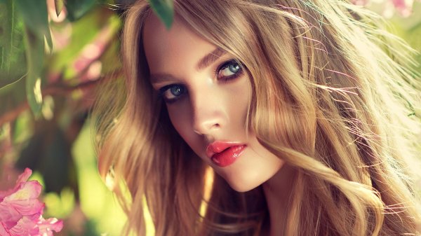 Самая милая девушка