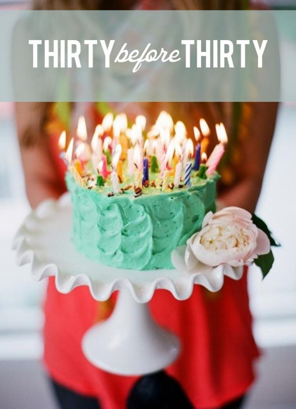 Девушка и торт