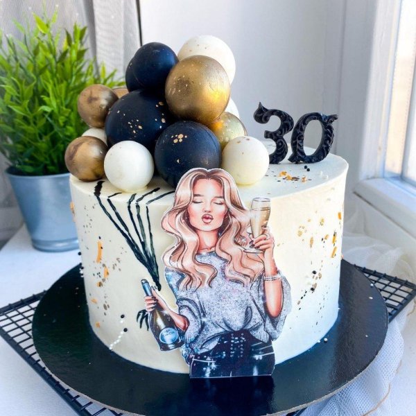 Девушка и торт