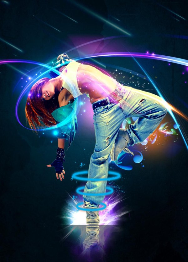 С танцующими девушками