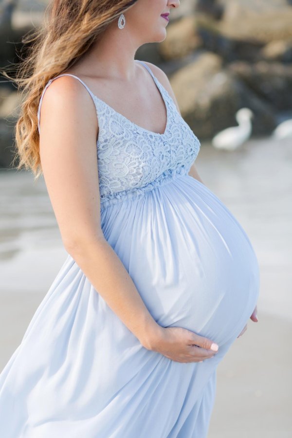 С беременными девушками