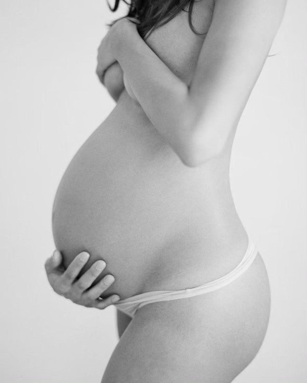 С беременными девушками