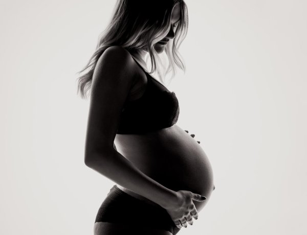 С беременными девушками