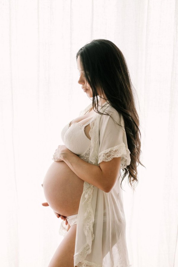 С беременными девушками