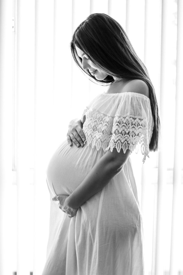 С беременными девушками