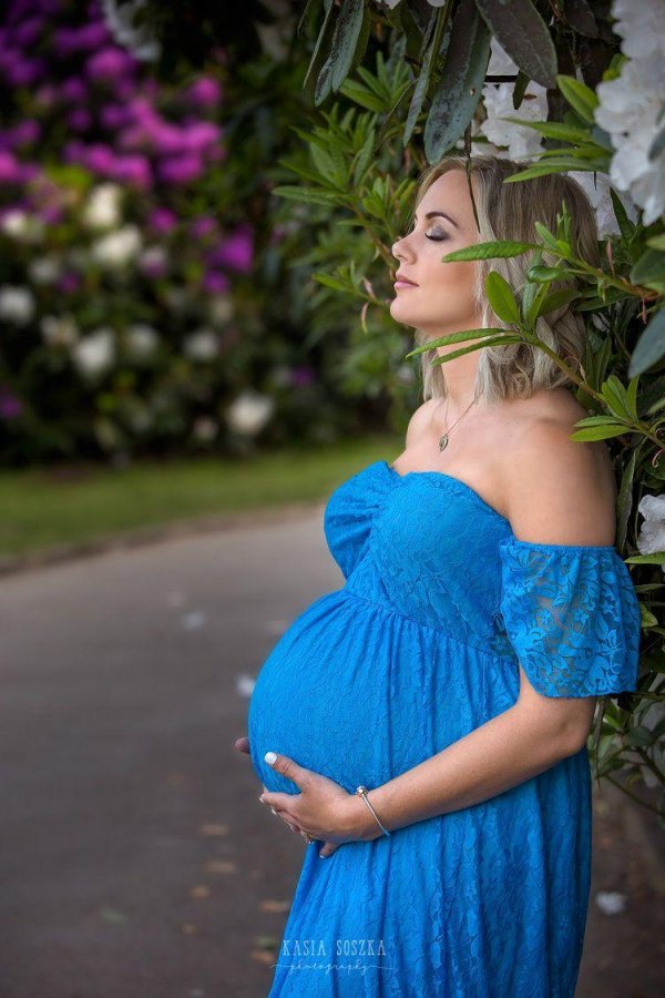 С беременными девушками