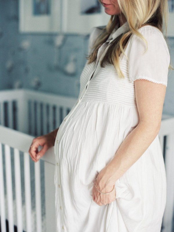 С беременными девушками