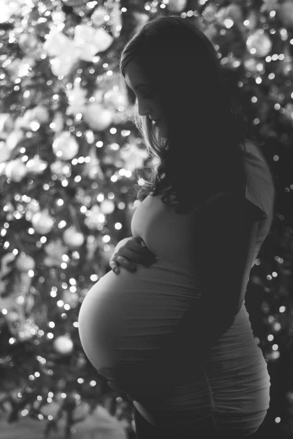 С беременными девушками