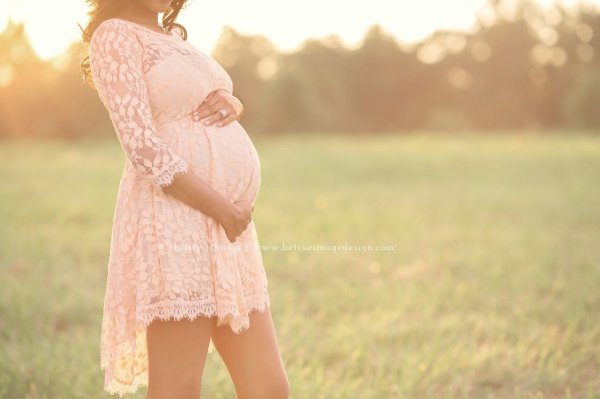 С беременными девушками