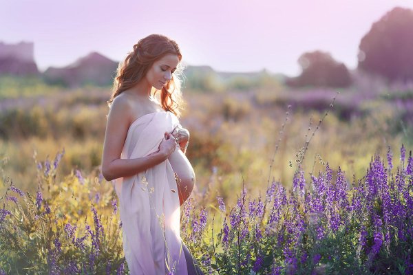 С беременными девушками