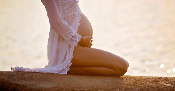 С беременными девушками