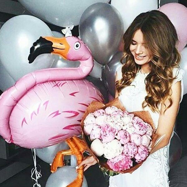 Девушка и шары