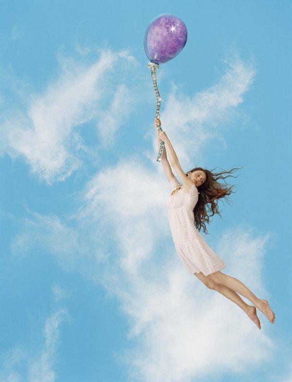 Девушка и шары