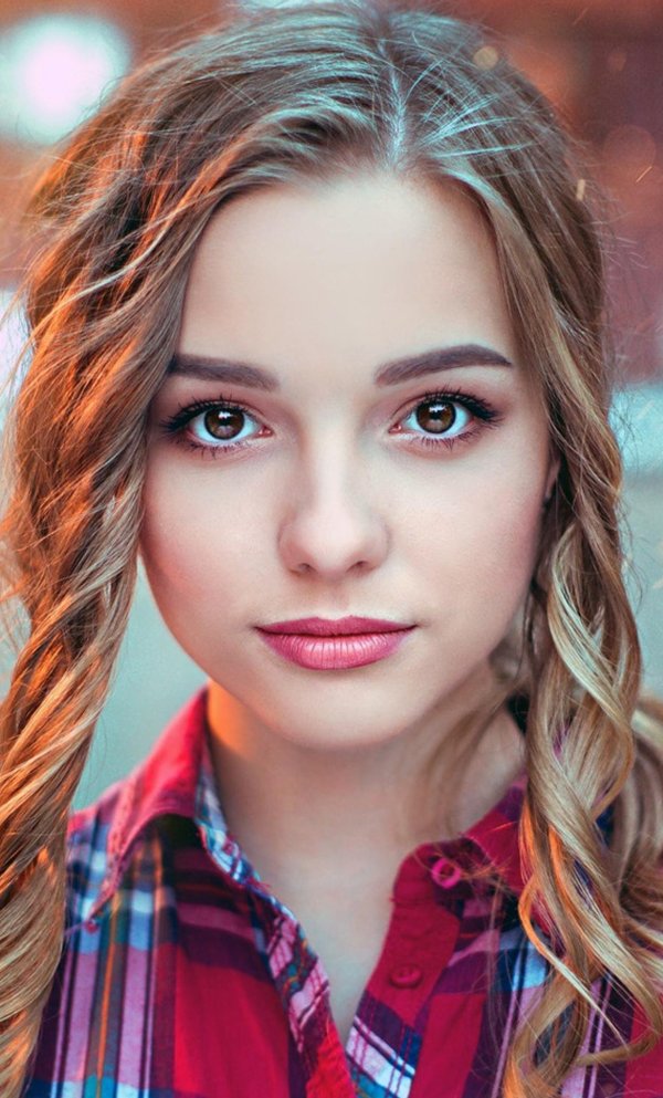 Самая девушка молодая