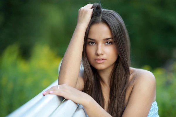 Самая девушка молодая