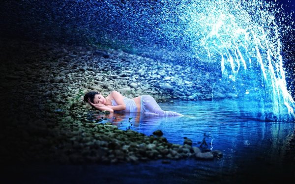 Девушка на воде