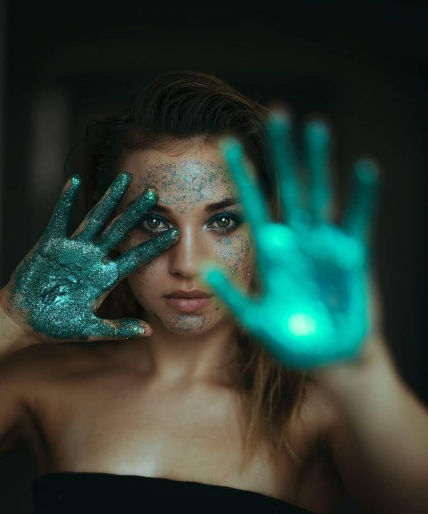 Креативные с девушками