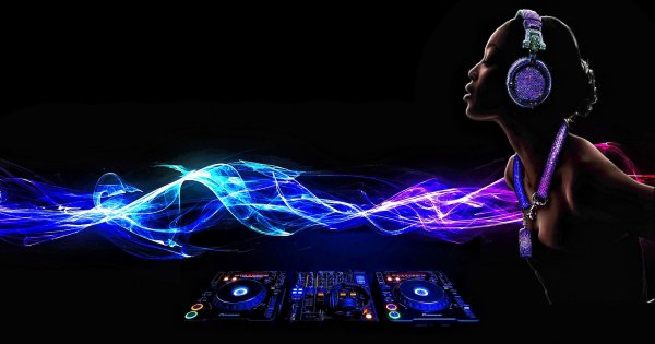 Музыкальные с девушками