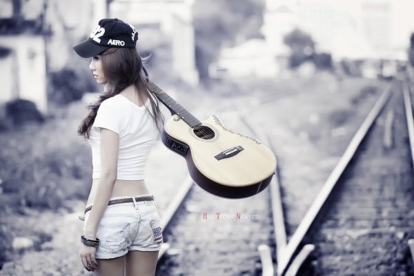 Музыкальные с девушками