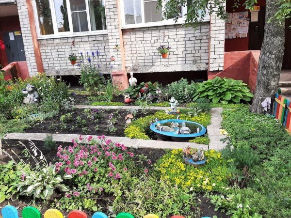 придомовые клумбы