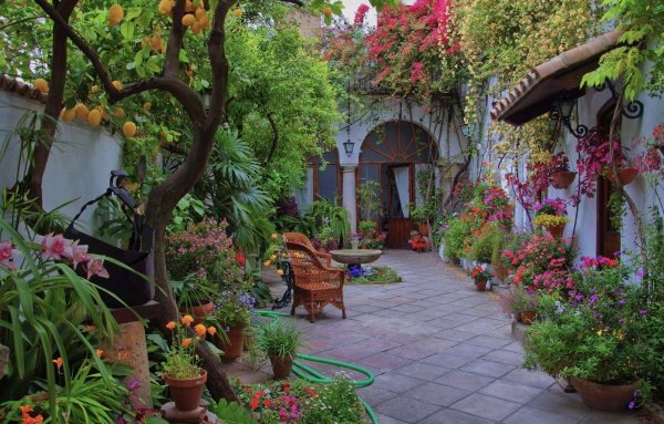 испанский дворик
