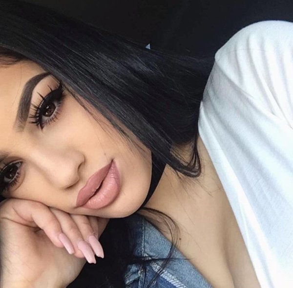 С кавказскими девушками