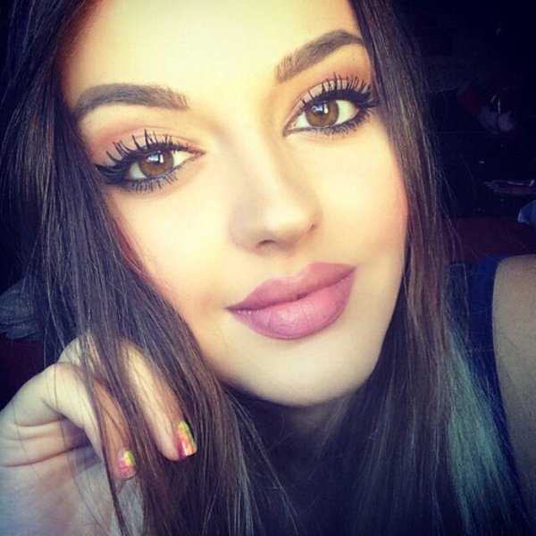 С кавказскими девушками