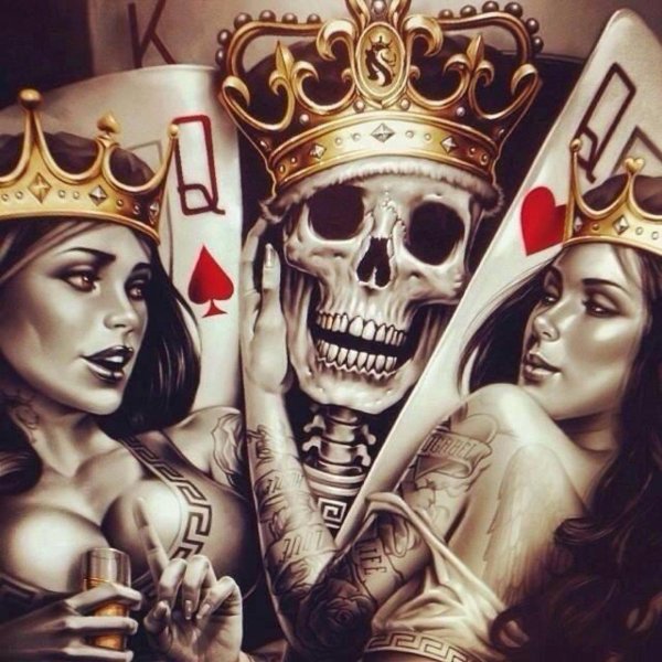 Девушка с картами