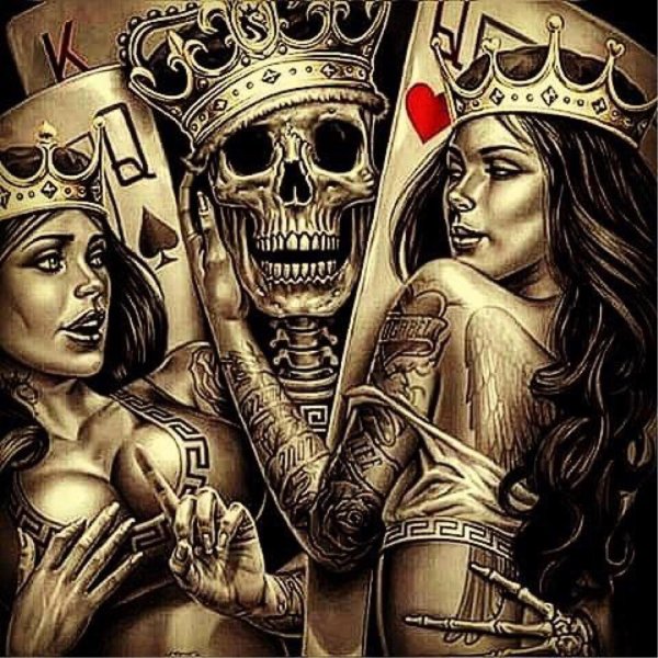 Девушка с картами