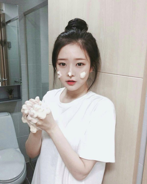 С корейскими девушками