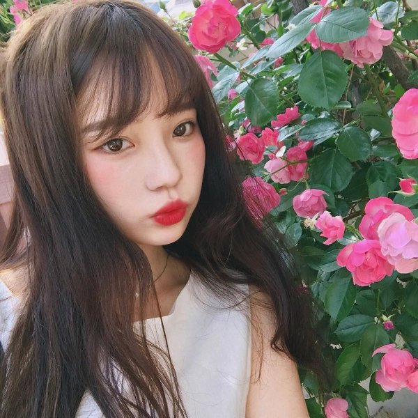 С корейскими девушками