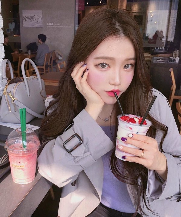 С корейскими девушками