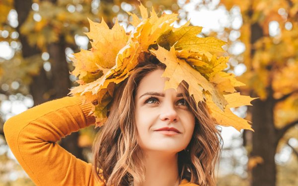 Осени с девушками