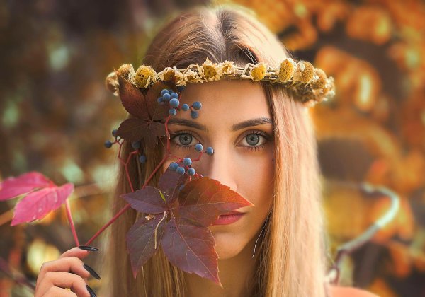 Осени с девушками