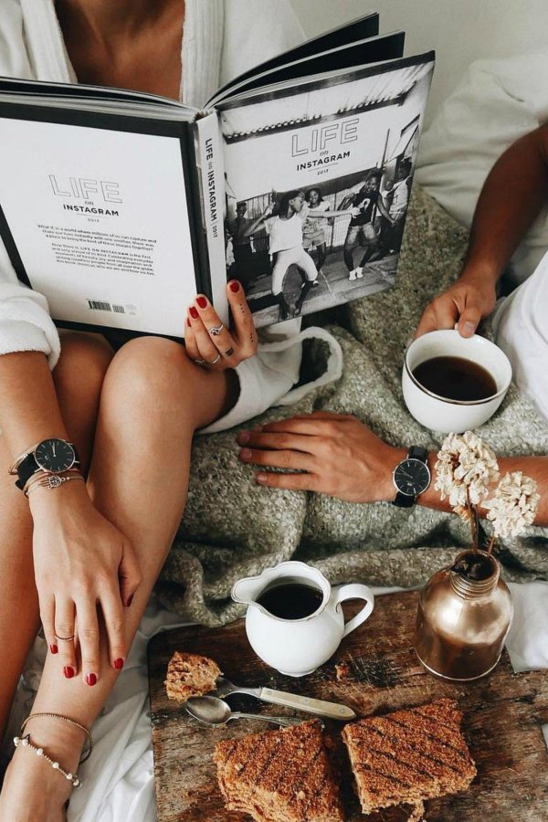 Утренние с девушками