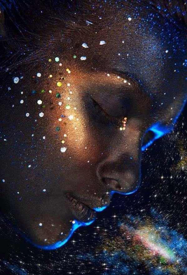 Девушка и звезды