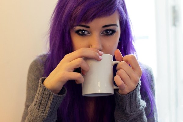 Фиолетовые с девушками