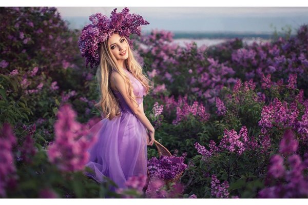 Фиолетовые с девушками