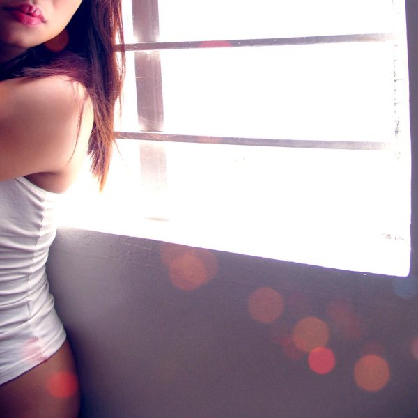 Полуобнаженные с девушками