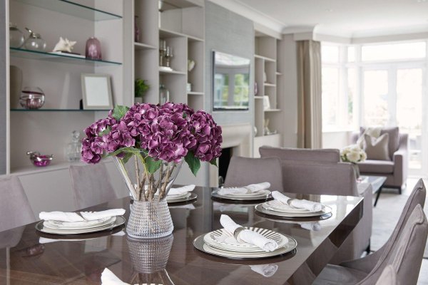 искусственные цветы в интерьере