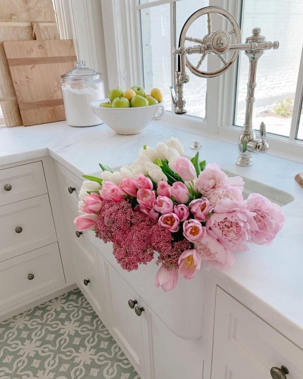 кухня с цветами пинтерест